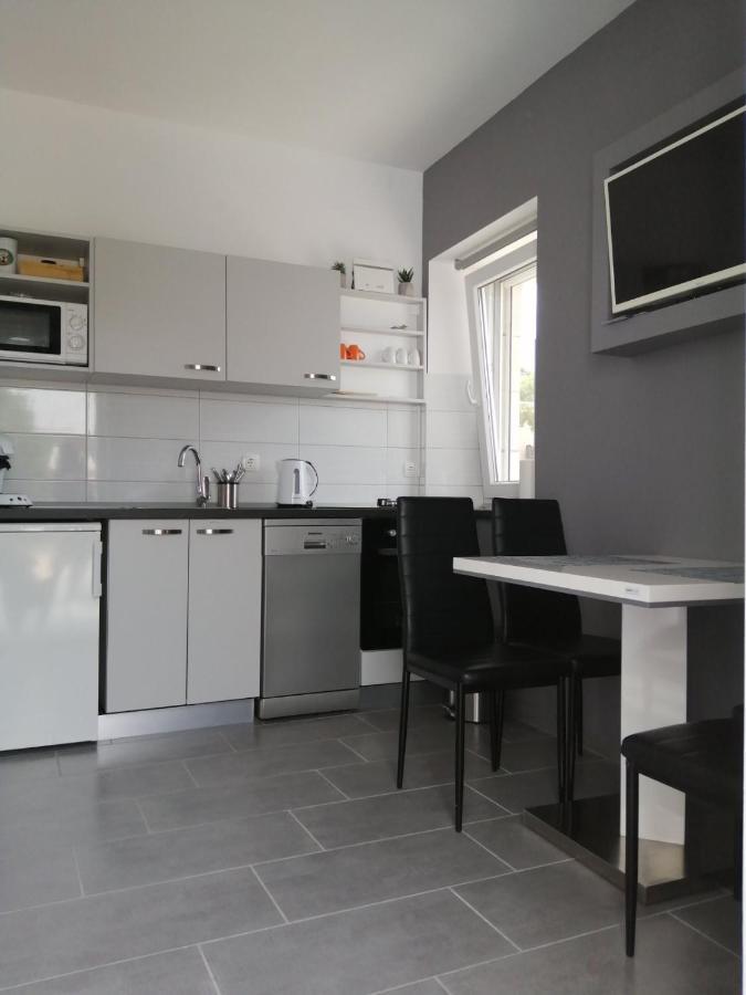 Apartment "Manna Zrnovo Esterno foto