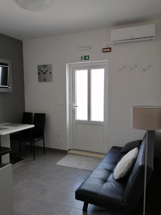 Apartment "Manna Zrnovo Esterno foto
